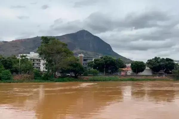Debate sobre gestão de resíduos sólidos acontece em Valadares