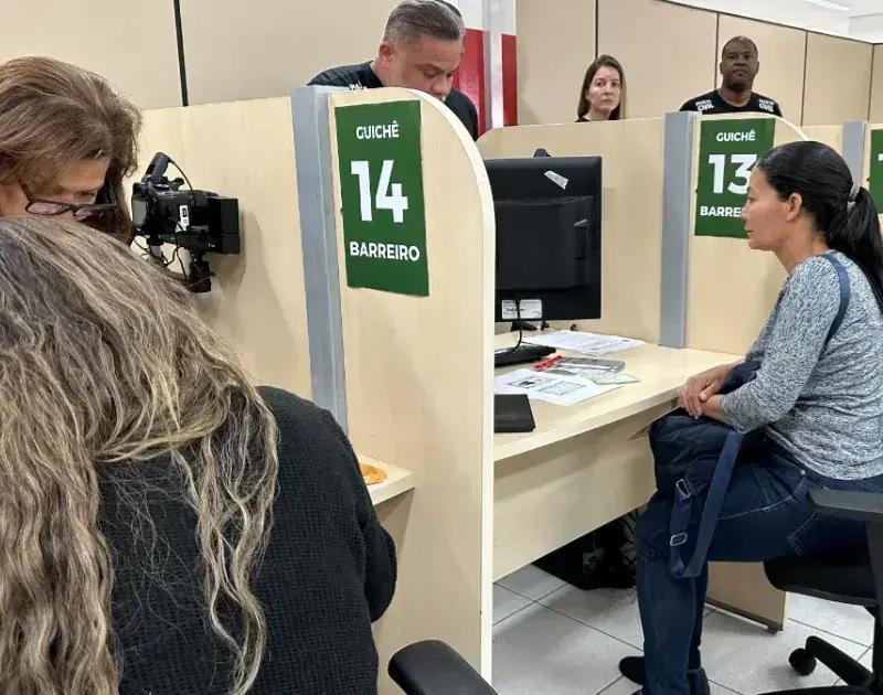 Polícia Civil de Minas Gerais devolve 292 celulares em BH