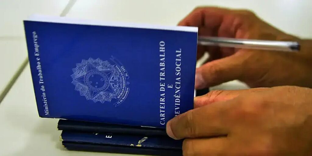 Taxa de Desemprego Atinge 6,5% no Último Trimestre de Janeiro