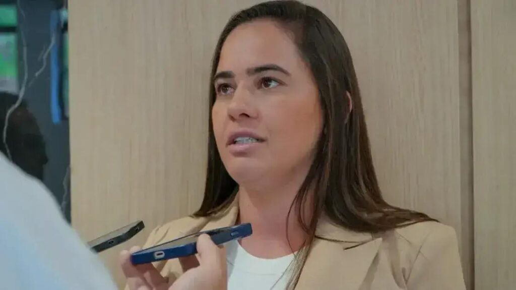 Vereadora cobra respostas sobre falta de agentes de saúde em Itabira