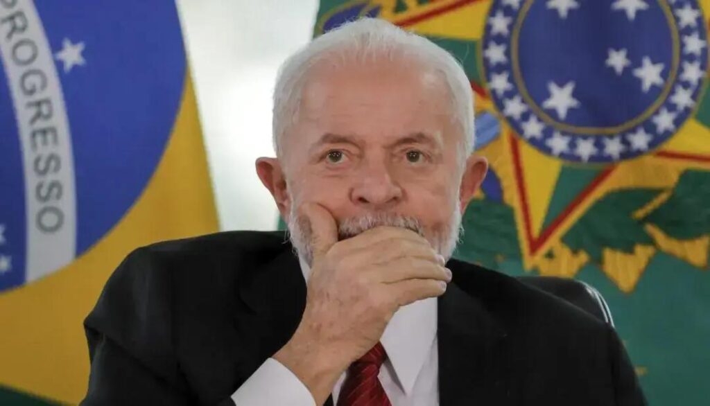 Avaliação do Governo Lula alcança nova marca negativa, diz pesquisa