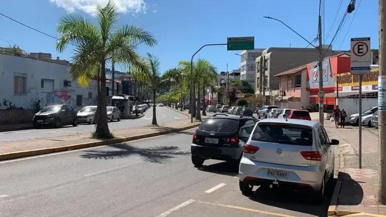 Comércio de Itabira não funcionará na segunda-feira; veja horários do Carnaval