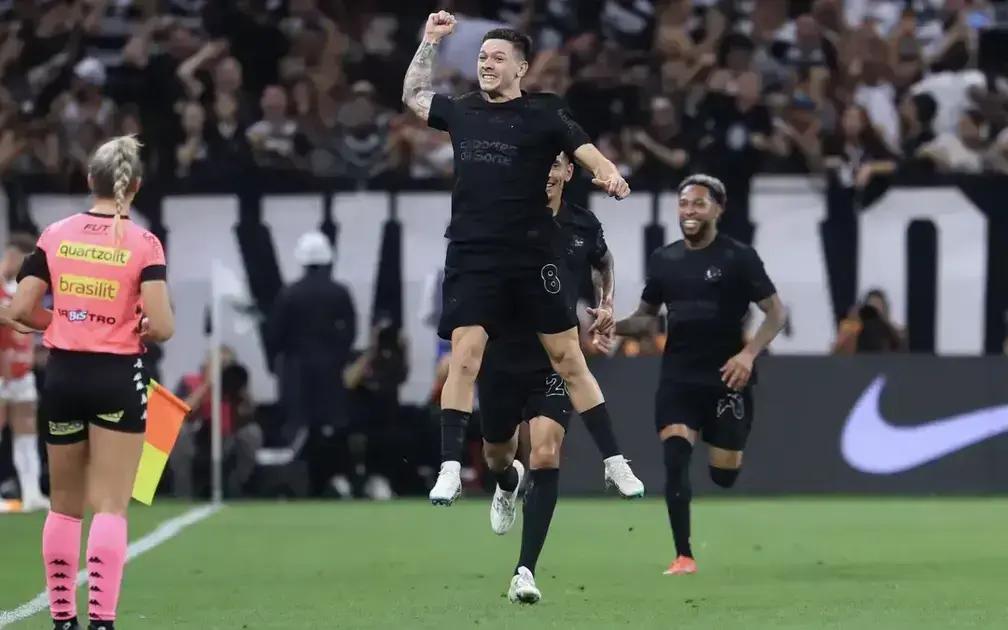 Corinthians supera o Santos e garante vaga na final do Paulistão