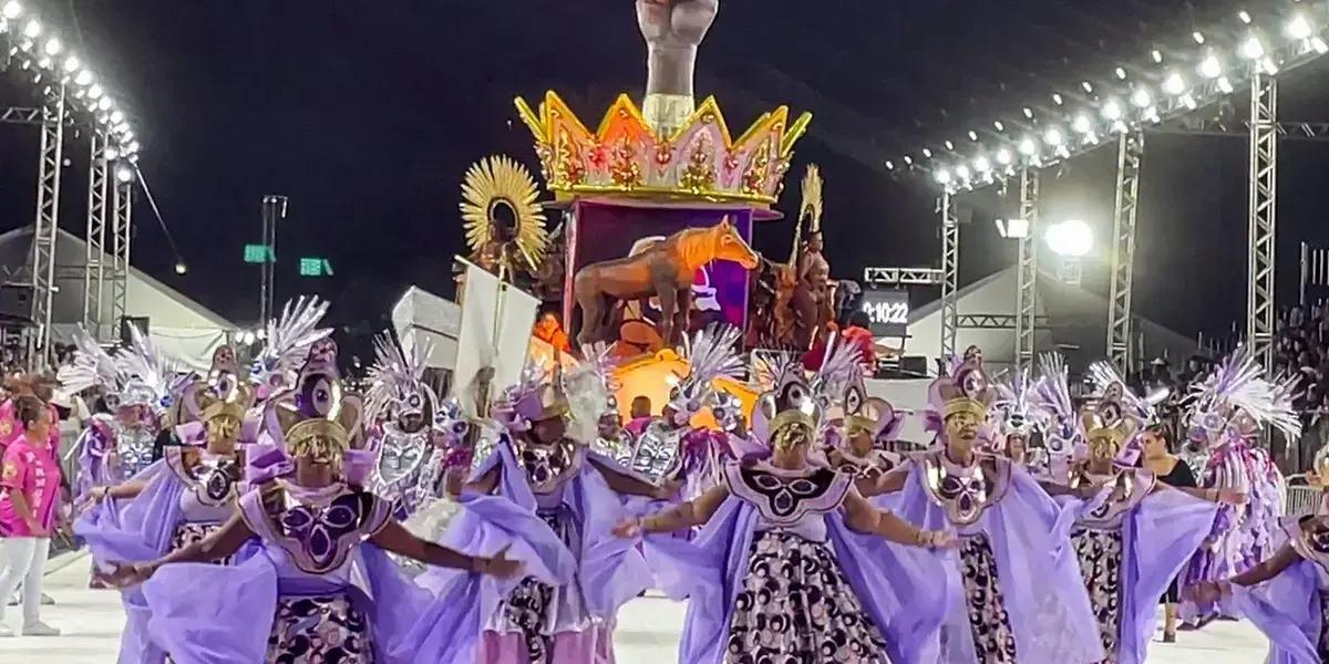 Desfile de Escolas de Samba: A Celebração da Tradição Popular no RS