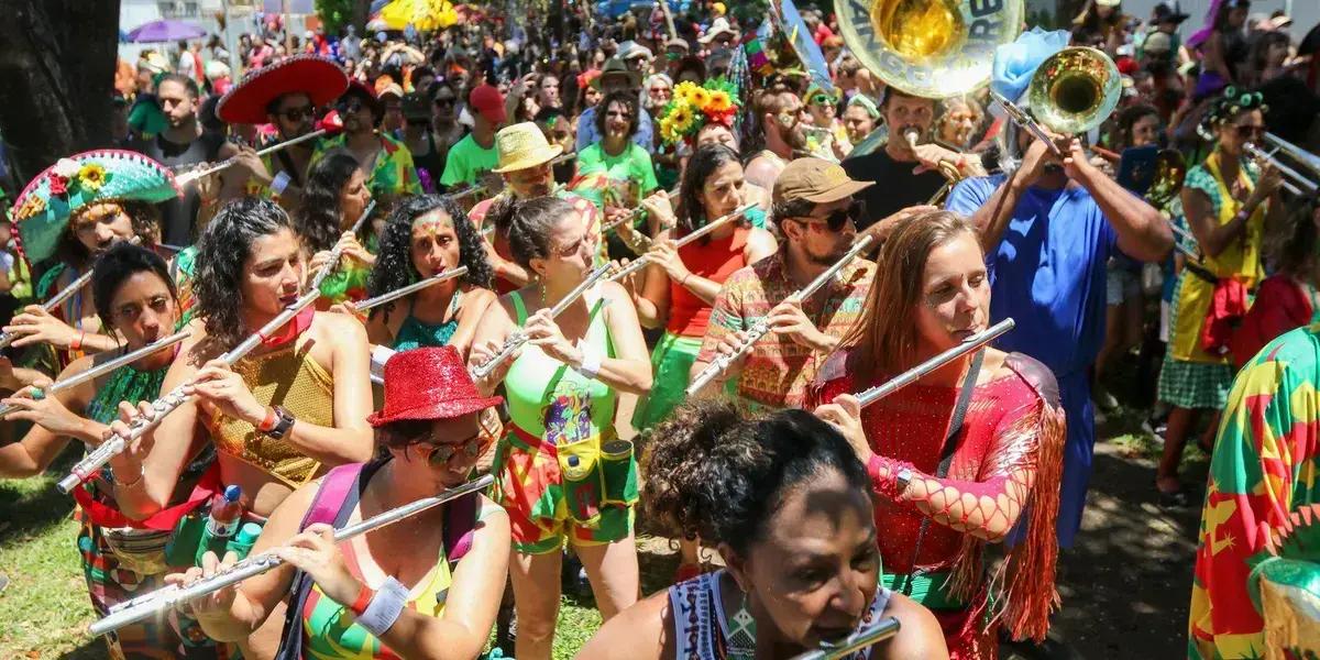 Dicas para aproveitar o carnaval com consciência ambiental
