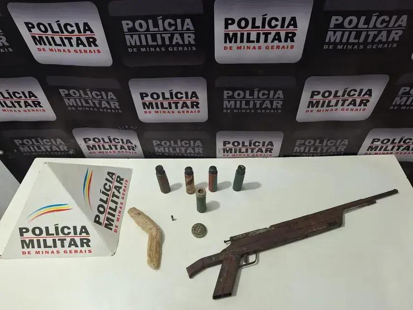 Foragido é preso durante operação; armas e munições apreendidas