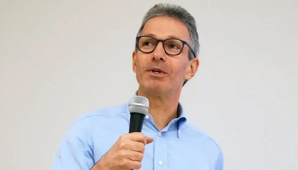 Governador Zema reforça oposição ao governo Lula em Minas Gerais