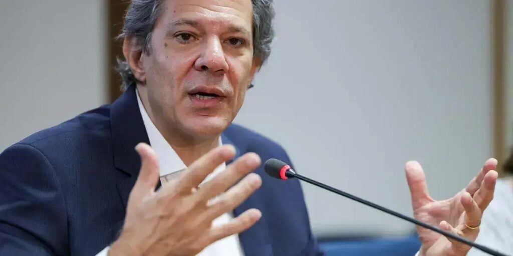 Haddad abordará transição ecológica e reforma do G20 durante encontro na França