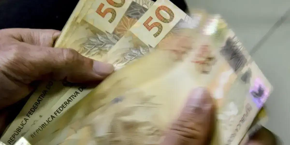 Mais de 40 milhões de brasileiros simulam empréstimo consignado até domingo