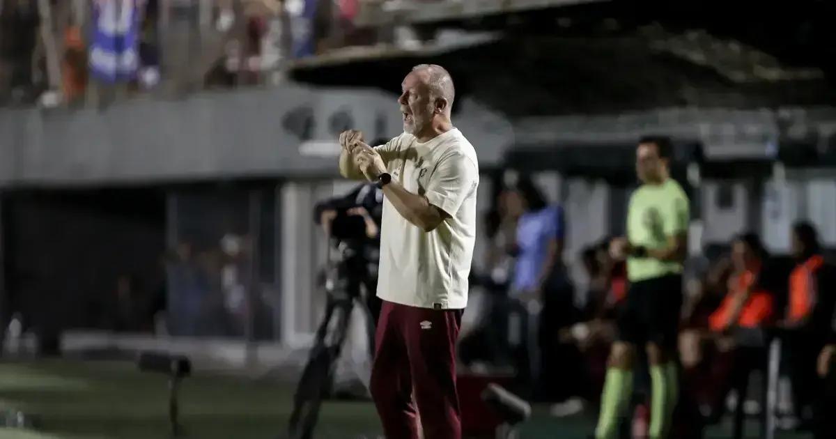 Mano Menezes destaca Germán Cano como a chave para o sucesso do Fluminense