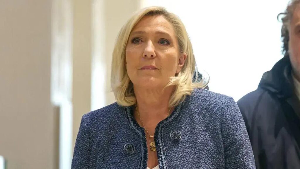 Marine Le Pen é declarada inelegível por apropriação de fundos europeus