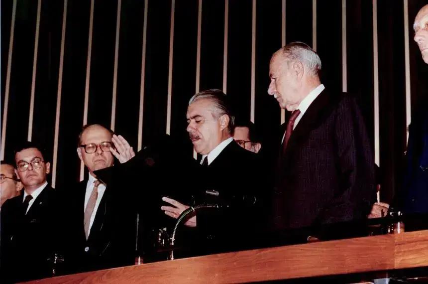 Memórias de 40 anos: Uma viagem pela história cultural brasileira