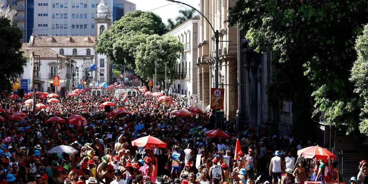 MetrôRio opera 24 horas durante o carnaval carioca de 2025