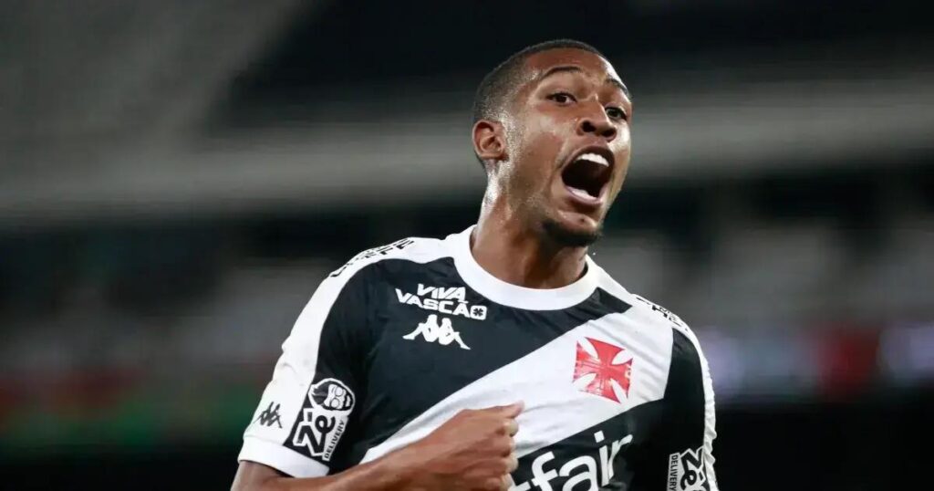 Rayan se destaca como ‘coringa’ no Vasco com golaço na Copa do Brasil