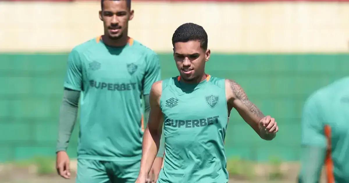 Riquelme desfalca Fluminense por lesão no joelho: saiba mais