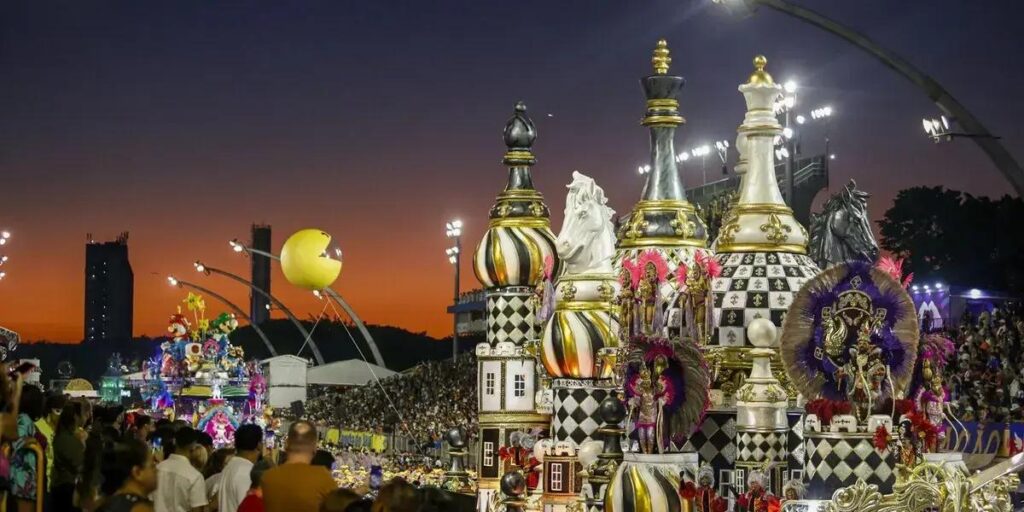 Rosas de Ouro é a grande campeã do Carnaval de São Paulo 2025