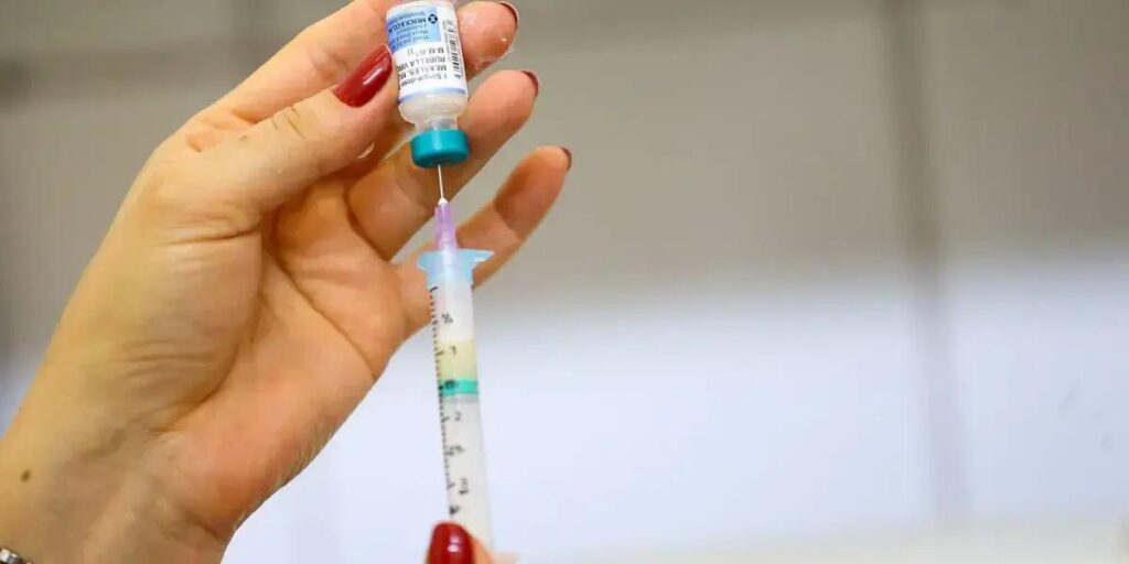 São João de Meriti realiza mais um dia de vacinação contra o sarampo