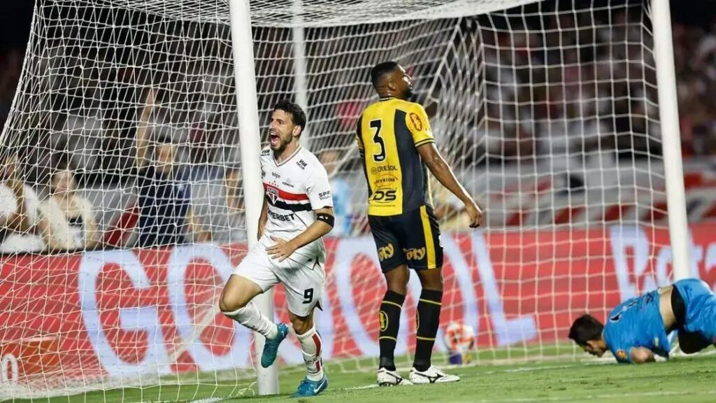 São Paulo avança para a semifinal do Paulista ao vencer Novorizontino