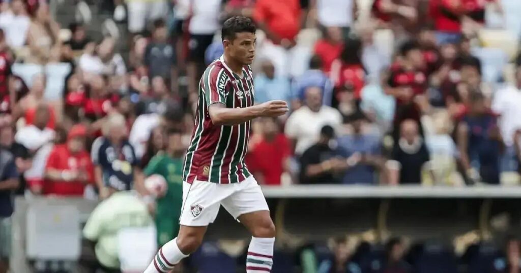 Thiago Silva celebra conquista histórica de Germán Cano pelo Fluminense
