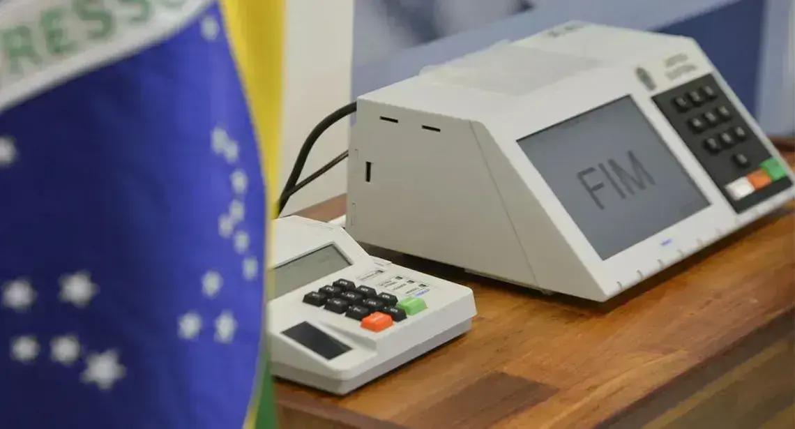 Trump destaca segurança do sistema eleitoral brasileiro em novo decreto