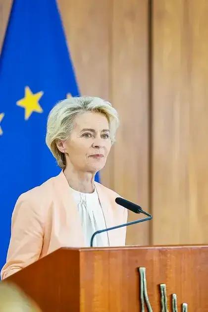 Ursula von der Leyen propõe rearmamento para segurança da Europa