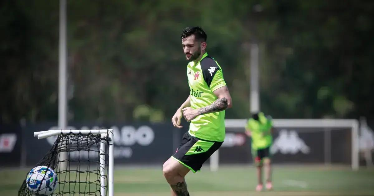 Vasco está de olho em reforços na janela de transferências nacional