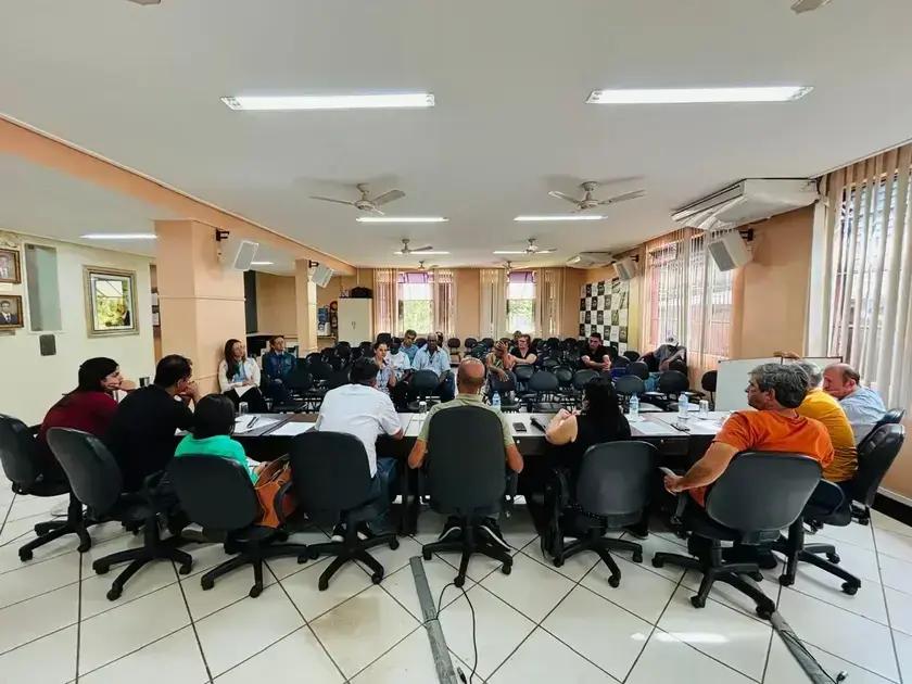 Câmara Municipal de Rio Piracicaba promove reunião com associações subvencionadas