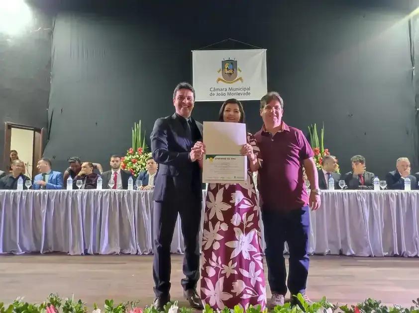 Câmara Municipal homenageia 79 trabalhadores como Operário do Ano em João Monlevade