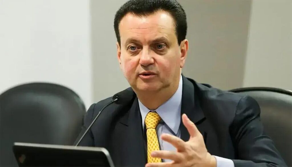 Cenário político: Kassab alerta para dispersão na centro-direita em 2026