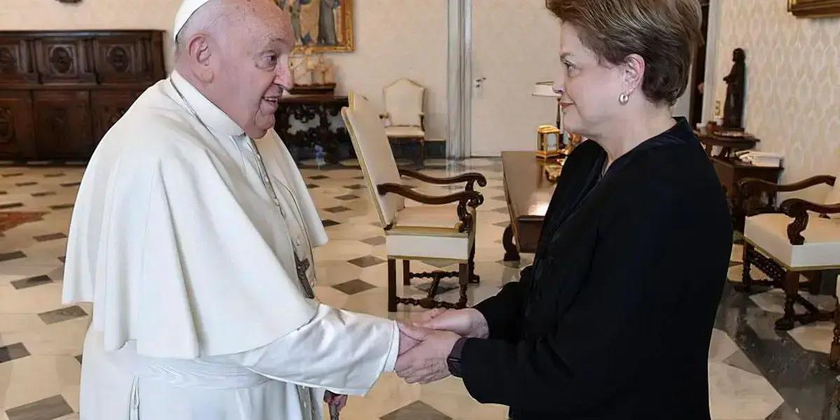 Dilma Rousseff exalta legado humanista de Papa Francisco em luto