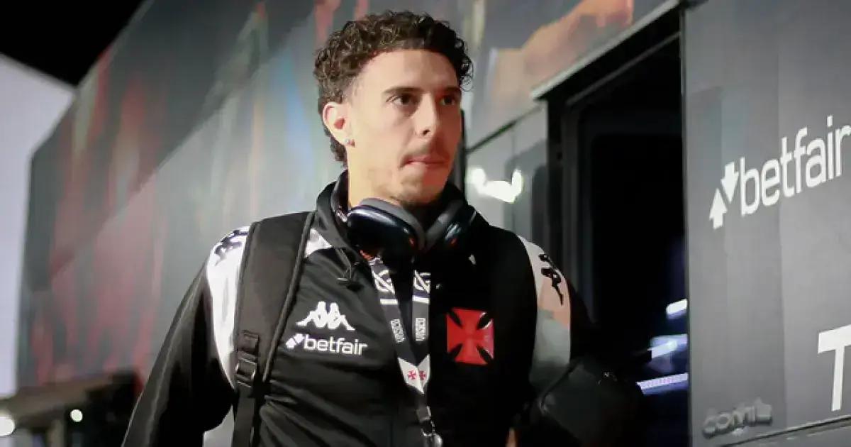 Diretor do Vasco comenta sobre mudanças no elenco e saídas de jogadores