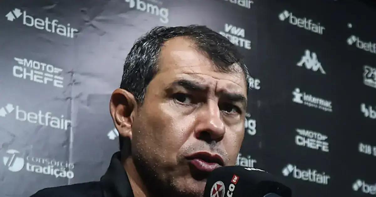 Fábio Carille elogia Vasco em clássico equilibrado contra o Flamengo