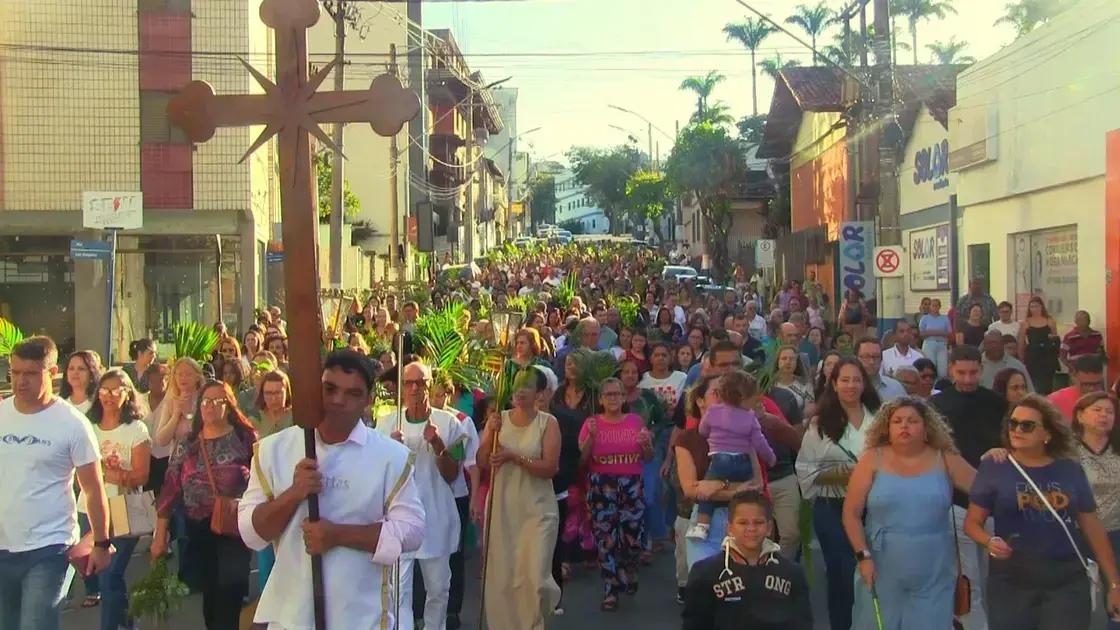 Fiéis celebram Domingo de Ramos e iniciam a Semana Santa em Manhuaçu