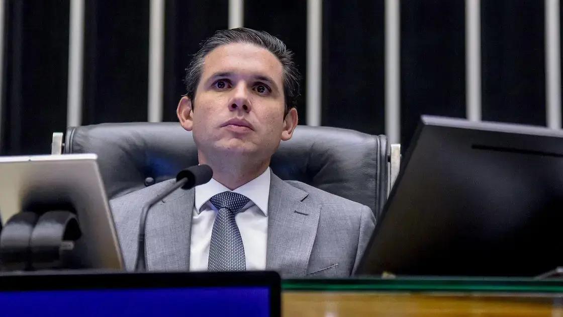 Hugo Motta adota estratégia cautelosa e isola o PL nas votações