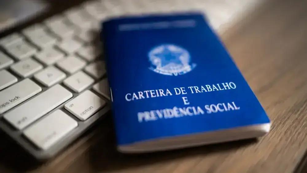 IBGE aponta alta do desemprego para 7% no primeiro trimestre de 2025