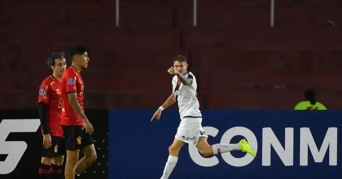 Pablo Vegetti critica arbitragem e alerta elenco do Vasco após empate