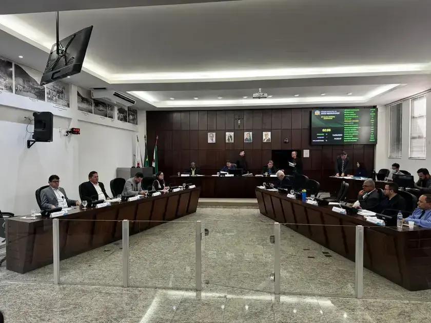 Câmara Municipal de João Monlevade aprova programa de cultura indígena e novas homenagens