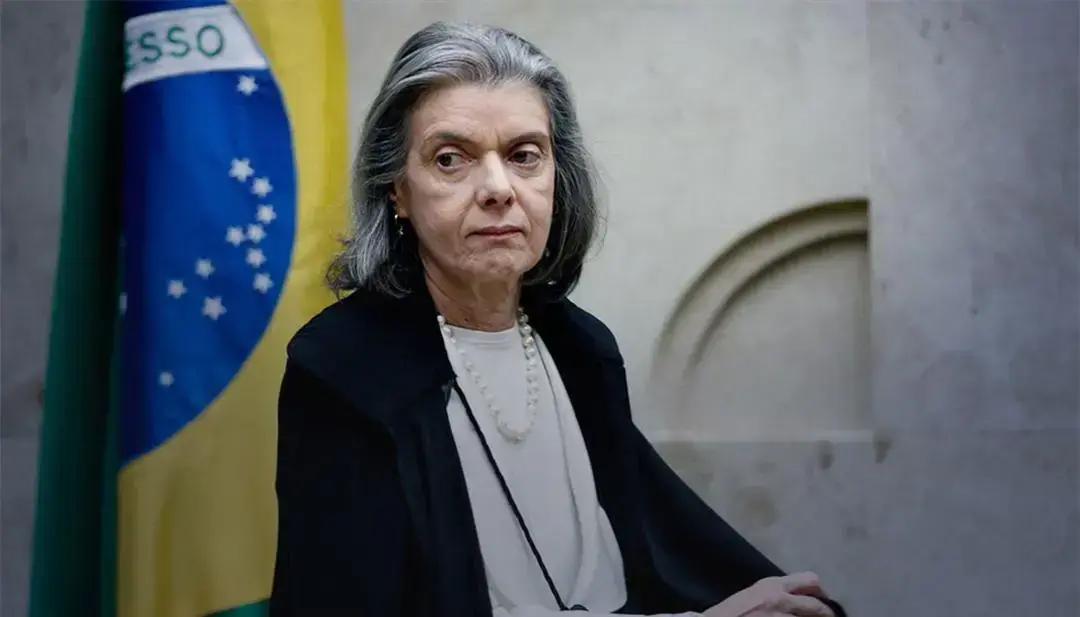 Cármen Lúcia solicita investigação à Comissão de Ética sobre racismo na AGU