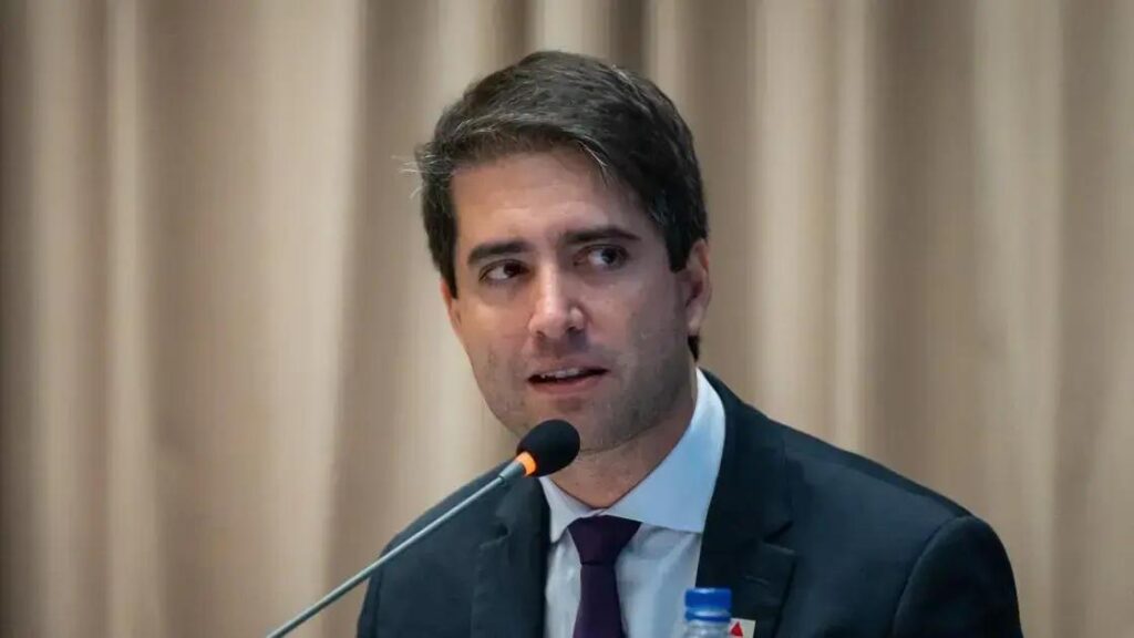 Desafios da Gestão de Saúde: O Futuro dos Hospitais Regionais em Minas