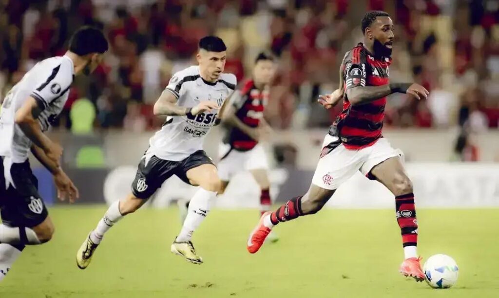 Flamengo enfrenta Central Córdoba em busca de recuperação na Libertadores