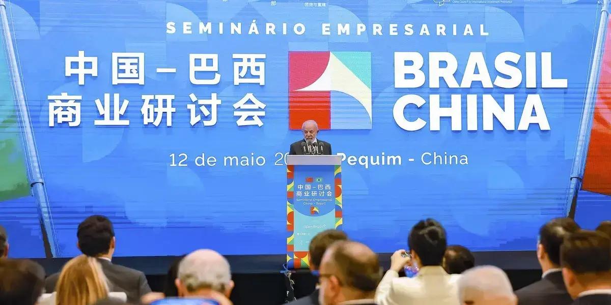 Lula anuncia investimento de US$ 27 bilhões da China no Brasil