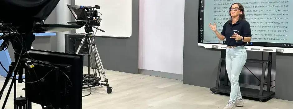 Maratona Enem: aulas ao vivo para alunos da rede pública de Minas Gerais