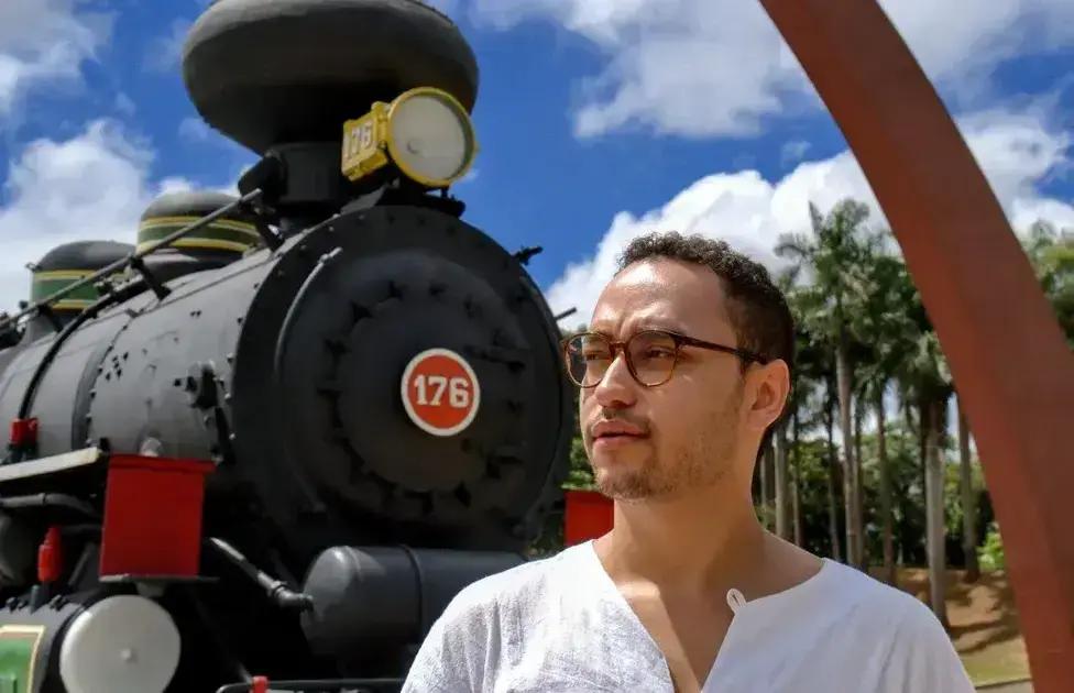 Professor lança livro sobre literatura e mineração em Itabira; evento será em junho