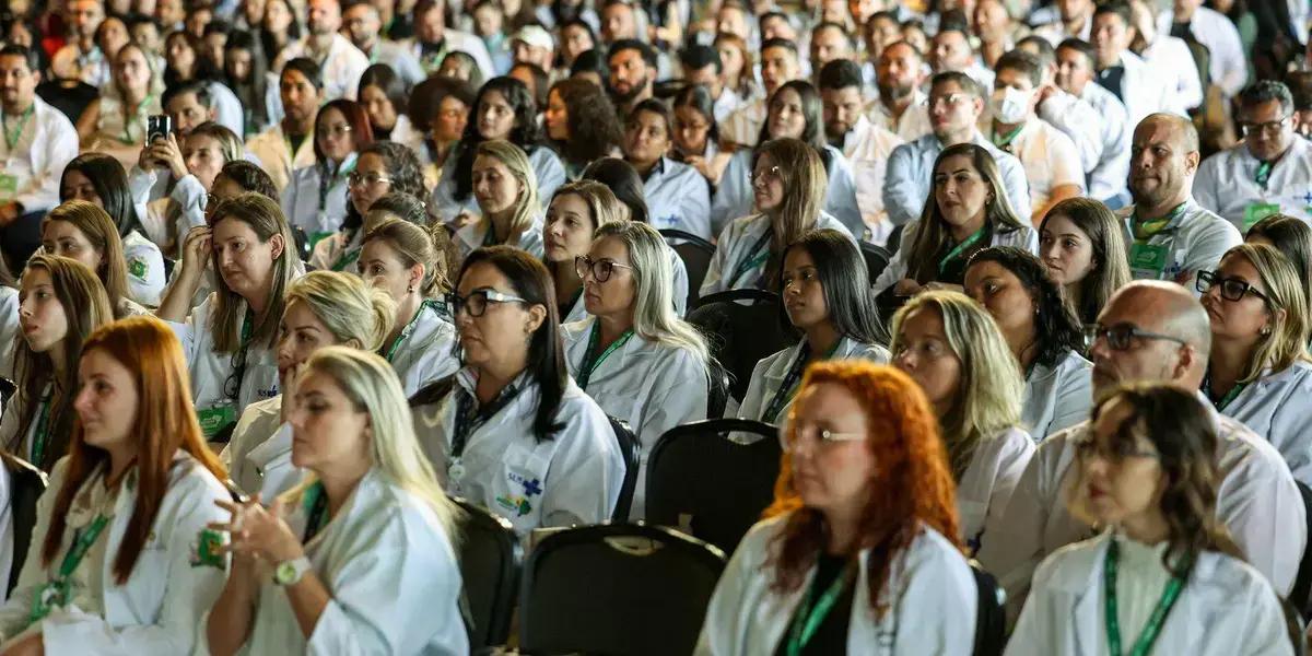 Programa Mais Médicos: Abertura de 3.174 novas vagas para médicos no Brasil