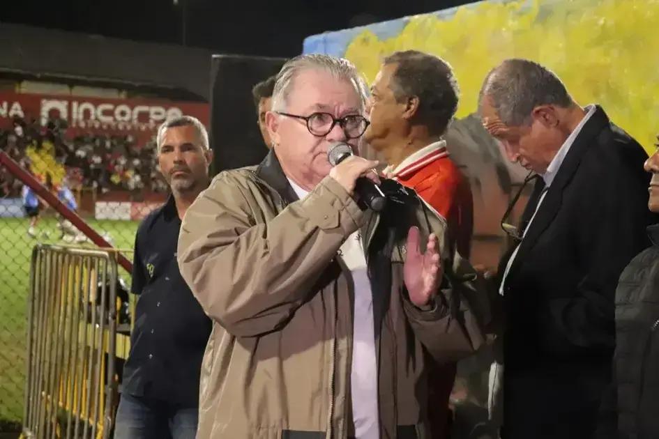 Reinauguração do Estádio em Itabira: apoio a possível candidatura de Marco Lage