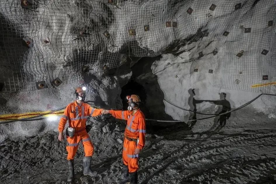 Resultados financeiros da Anglo Gold Ashanti: avanço impressionante na produção de ouro