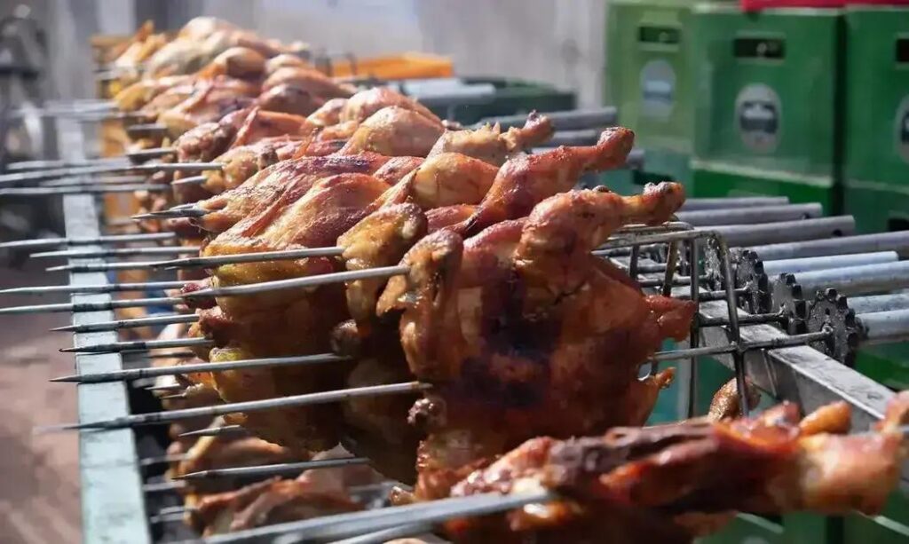 Rússia e outros três países flexibilizam importação de frangos brasileiros