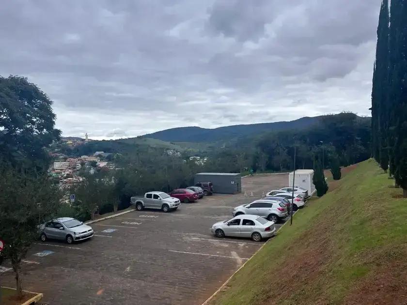 São Gonçalo do Rio Abaixo inicia obra de heliponto no Pronto Atendimento Municipal