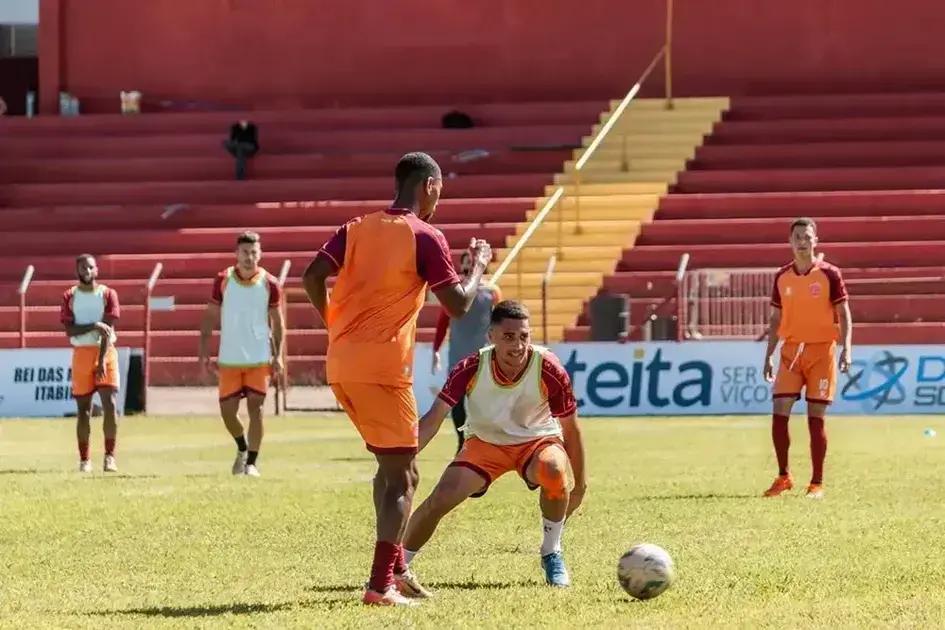 Valério busca reabilitação contra Guarani em Divinópolis; veja onde assistir