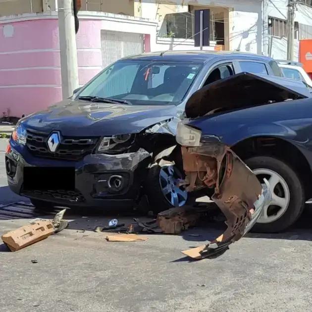 Acidente na rua Modestina em Itabira deixa vítima cadeirante ferida